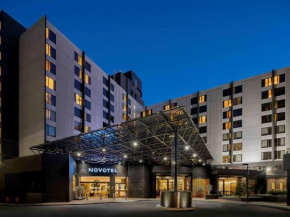 Отель Novotel Sydney International Airport  Сидней